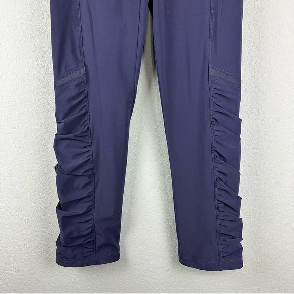 Lululemon Black Grape Purple Runderful Athletic Athleisure Pants Size 6 - Picture 2 of 8